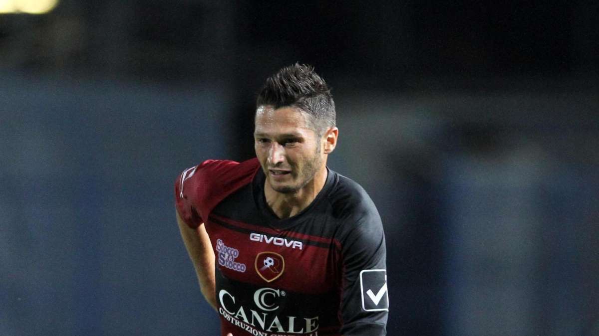 REGGINA - Dionigi conferma il 3-4-1-2: ci sarà Sarno