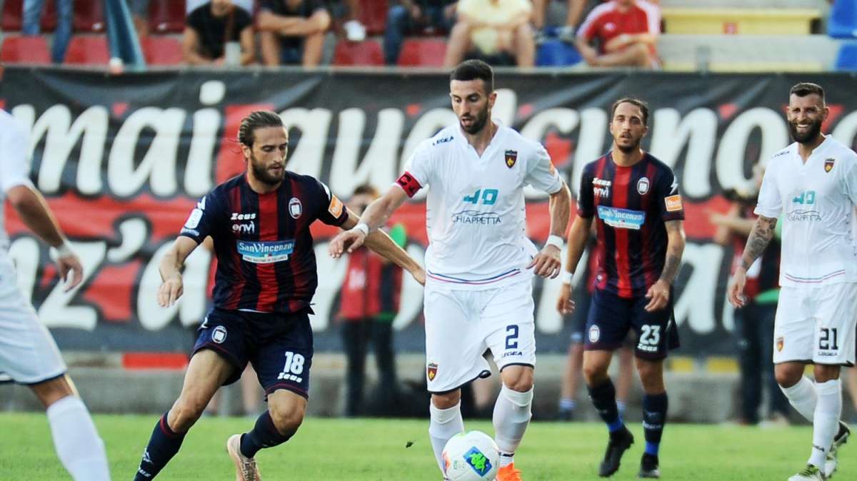 Serie B, Cittadella-Cosenza 1-1, pari rossoblù nei minuti finali