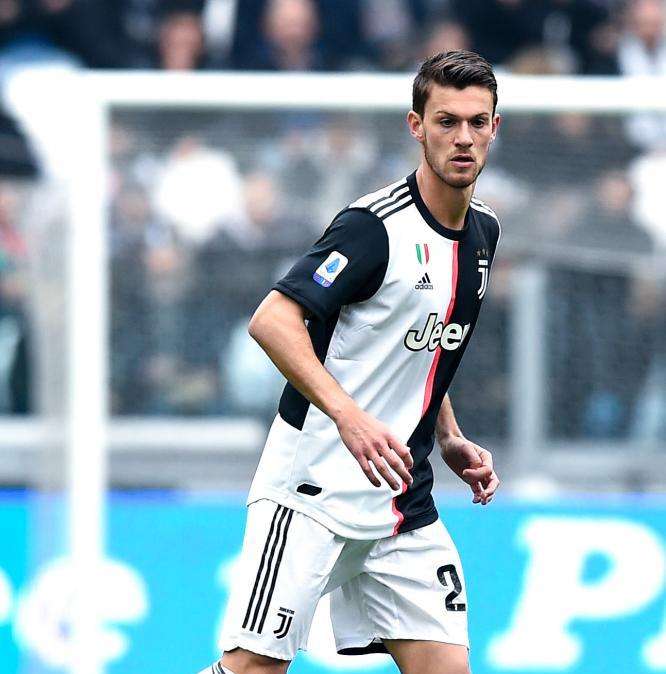 Il Covid-19 colpisce la serie A: Rugani della Juventus é il primo contagiato