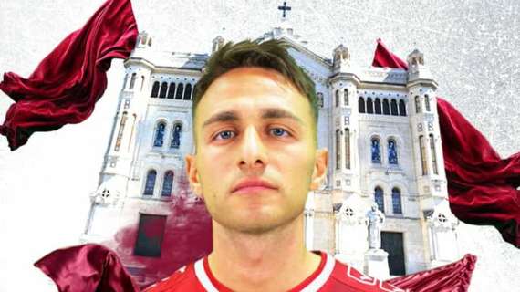 Reggina, il messaggio di Edera ai tifosi: "Non ho dimenticato il vostro calore". E Miguel Martinez: "Sei nel posto giusto"