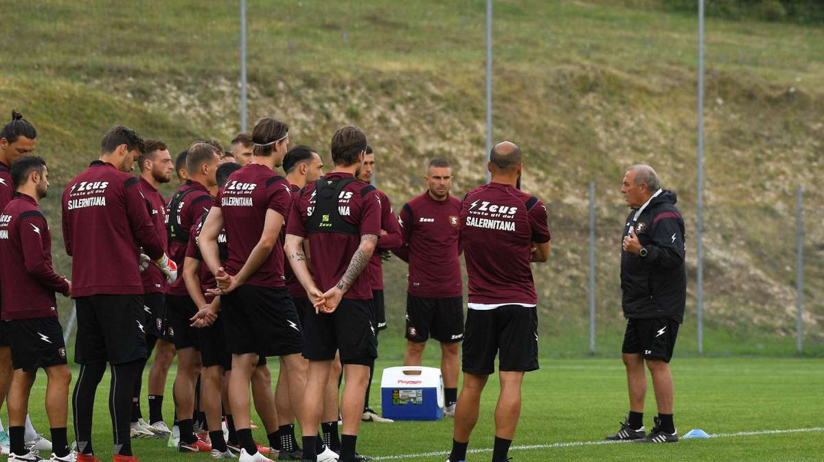 Salernitana-Reggina, la rosa di Castori: servono altri innesti ai granata