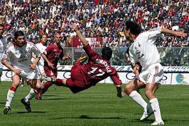 #SPAZIOSOCIAL - Di Michele "battezza" la sua nuova pagina social con un gol celebre: "Indimenticabile quella gara contro il Milan..."