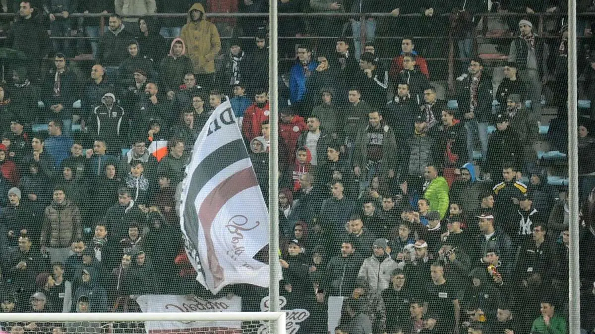 Reggina, altre conferme sulla fase calda della trattativa per la cessione: "Attesa per la risposta di Ballarino"