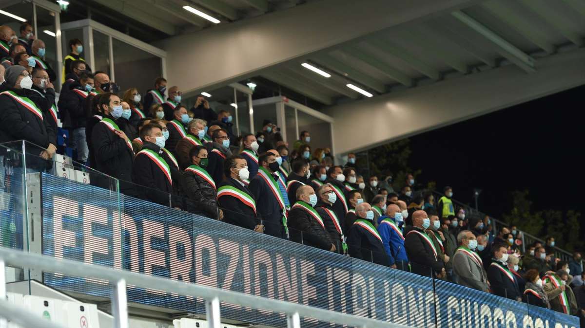 Gravina: "Calcio in difficoltà, aiuteremo club più deboli"