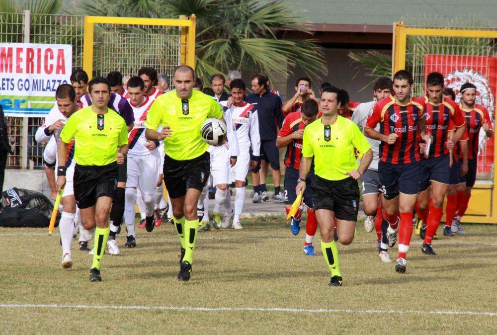 VIBONESE-REGGINA - La nota del club rossoblù: "Venduti 2332 tagliandi"