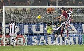 REGGINA STORY - Crotone "festeggia" la Juventus, gli amaranto eroi per tre volte contro i bianconeri