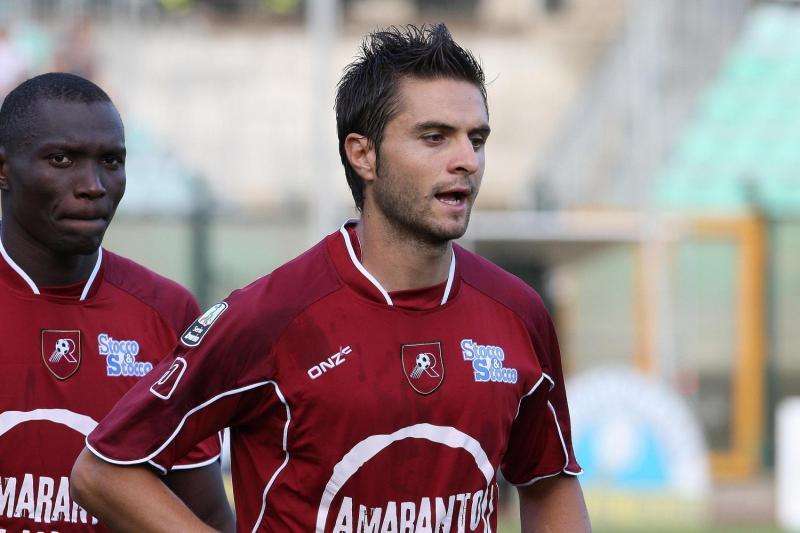 EX REGGINA - Un attaccante cede alla tentazione cinese