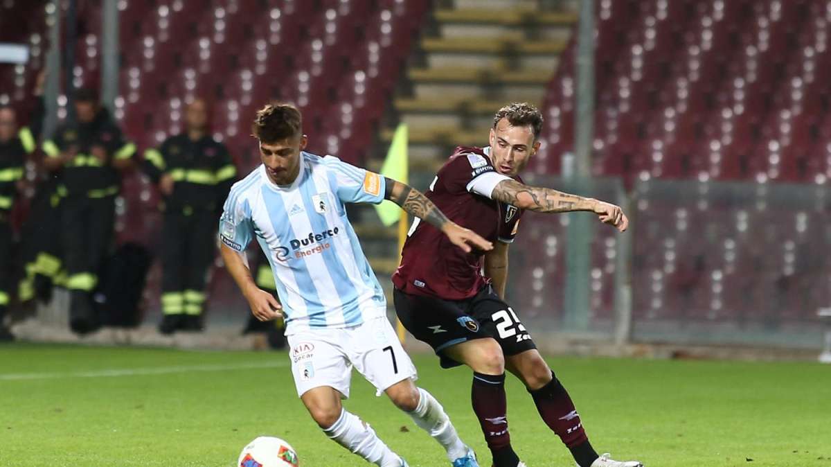 Reggina-Entella, "De Luca fuori per motivi disciplinari"