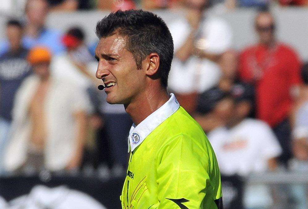 LA PARTITA DELL'ARBITRO - Merchiori attento: rigore sacrosanto