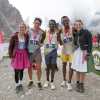 Lo spettacolo della Südtirol Drei Zinnen Alpine Run nel paradiso delle Tre Cime delle Dolomiti 