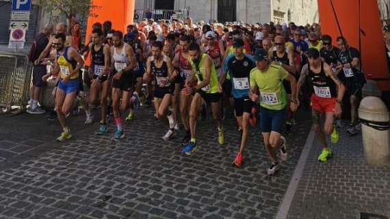 In Umbria si è disputata la Sfacchinata: quasi in 300 di corsa a Gualdo Tadino