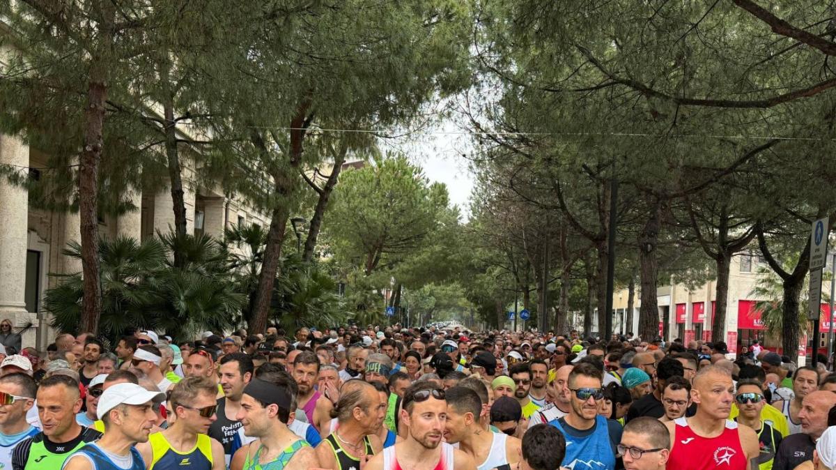 Vivicittà a Pescara non è stata solo una gara, ma una grande festa per 1200 partecipanti
