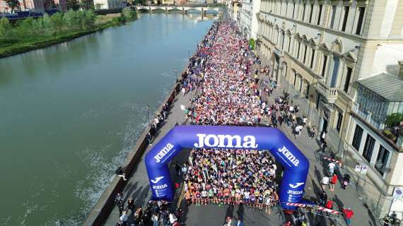 La Firenze Half Marathon è stata una festa per 5mila podisti, con tante donne