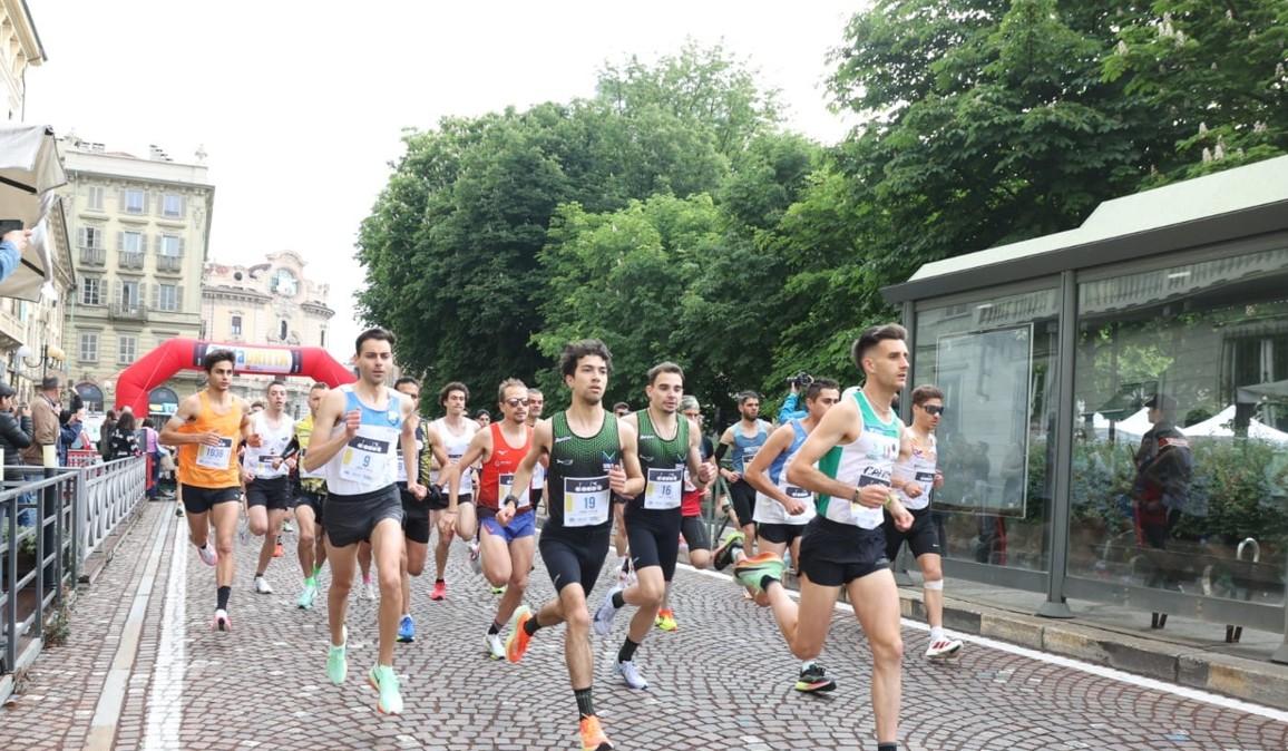 Domenica 10 maggio a Torino appuntamento con la "TuttaDRITTA", giunta alla ventunesima edizione