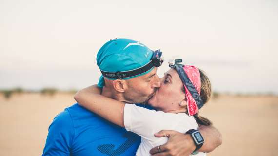 Alla 100km del Sahara a tappe vittorie di Massimiliano Sfondalmondo e Lorena Piastra