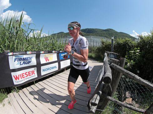 In archivio il Triathlon Internazionale del Lago di Caldaro con i successi di Basile Boris Fouchard e Ilaria Zane