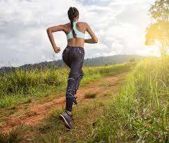 Ecco quali accorgimenti usare per correre in estate riuscendo a gestire il caldo