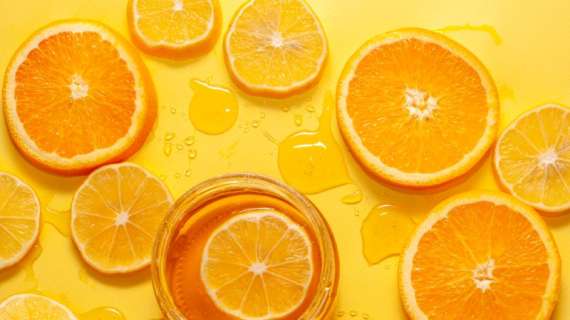 Voi che correte non dovete mai rinunciare alla vitamina C: fondamentale per il recupero e per prevenire infortuni