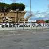 Bari e Salerno unite in eterno: esposti striscioni all'esterno dei rispettivi stadi