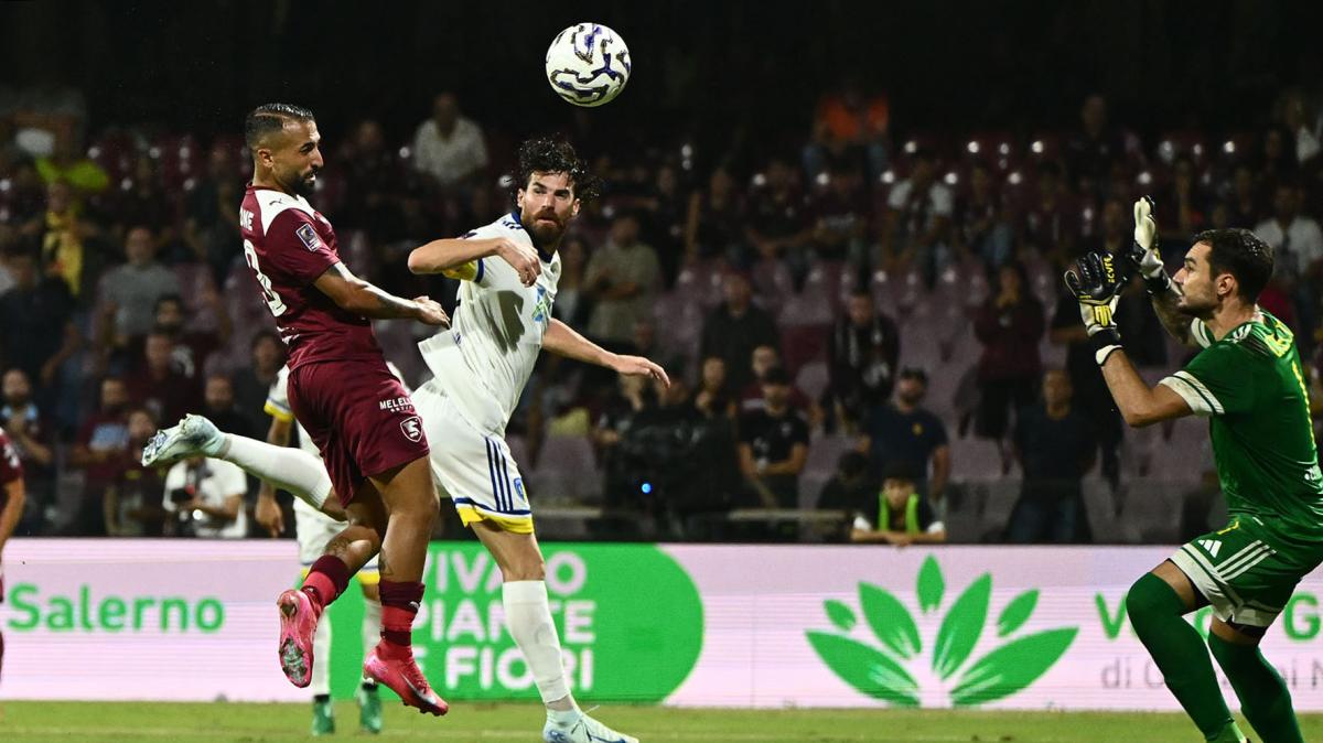 Salernitana, il siparietto di Cosmi e Tascone in vista del ritiro