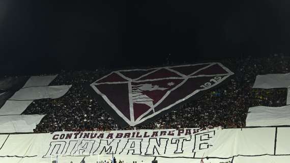 Salernitana, gli ultras pensano a una scenografia per salutare la Serie A