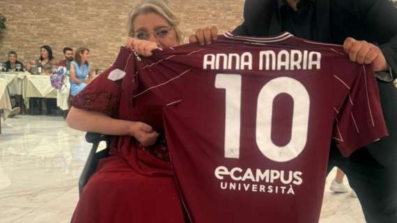 Milan, Avallone e le vecchie glorie regalano una serata da brividi a una tifosa speciale
