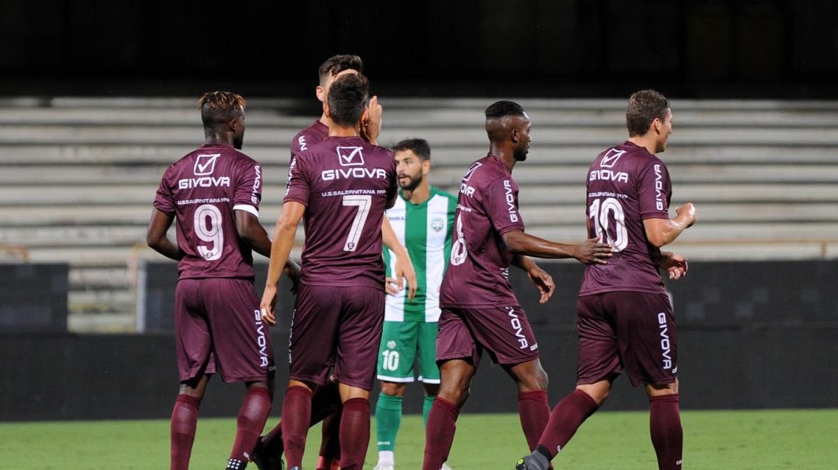 La storia del match tra Monopoli e Salernitana: al Veneziani per invertire la rotta