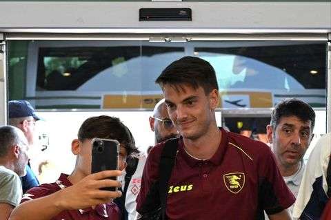 La curiosità: vola Salernitana! Stavolta dal nostro aeroporto...