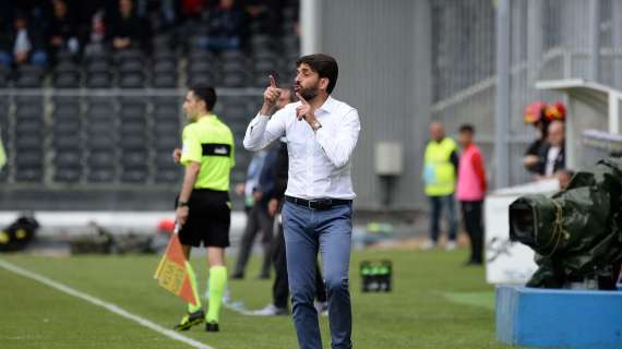 Pescara, Grassadonia: "Dobbiamo stare zitti e giocare con dignità queste ultime partite"