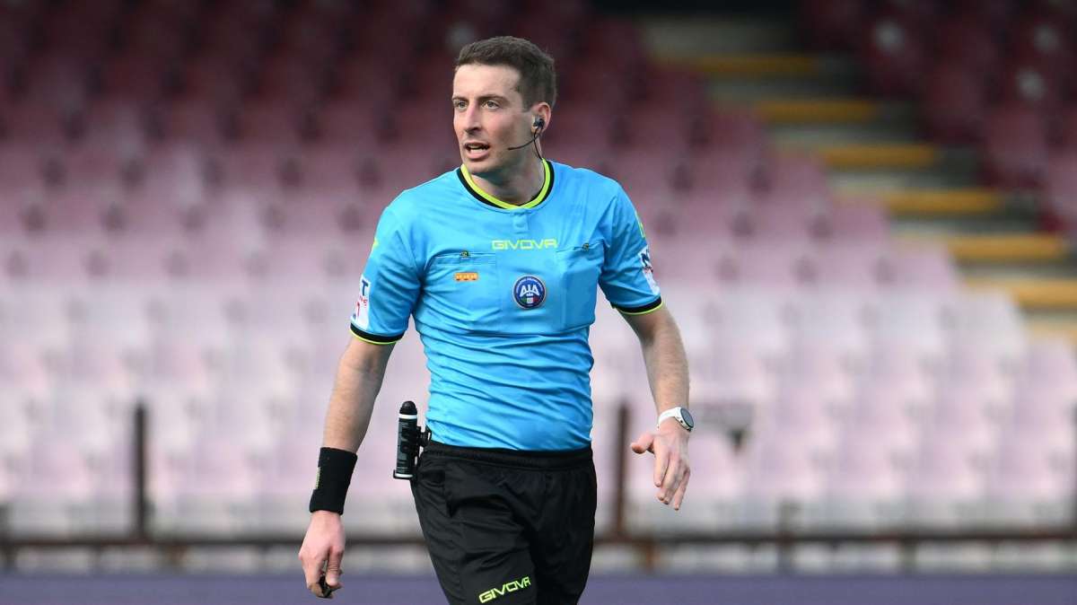 FVS, un flop totale: quanti torti ai granata. Sorrento furioso: "Dubbi i due gol del Benevento"