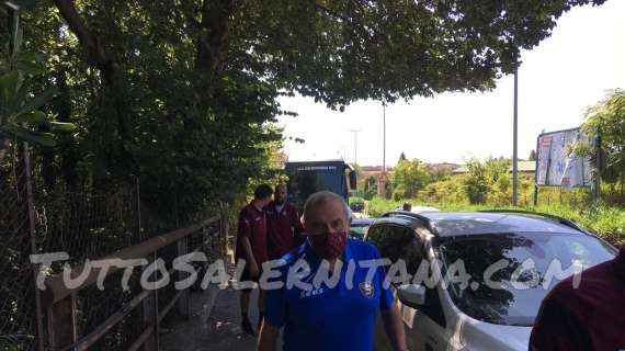 SALERNITANA: foto e video della partenza della squadra per il ritiro di Sarnano