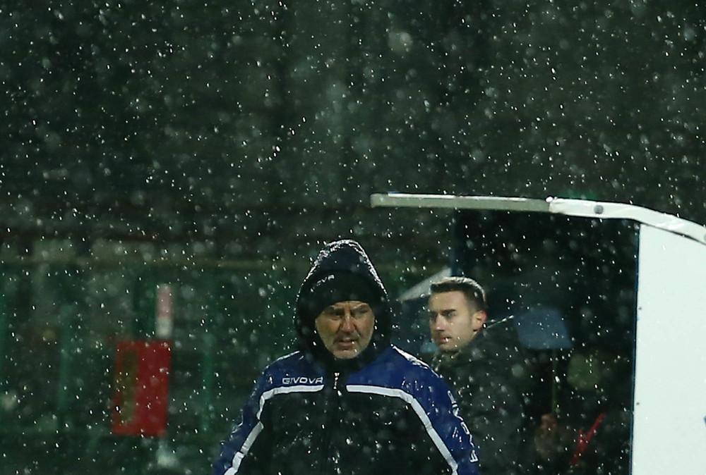 Giugliano-Salernitana, mister Raffaele a secco di vittorie nei 3 precedenti con Di Napoli