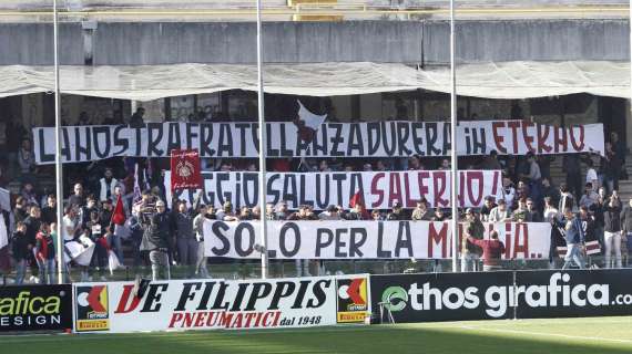 Salernitana, si rinnova il gemellaggio con la Reggina