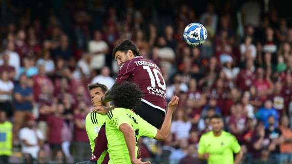 Salernitana, ballottaggio in attacco: possibile staffetta Simy-Torregrossa ma occhio al cambio modulo