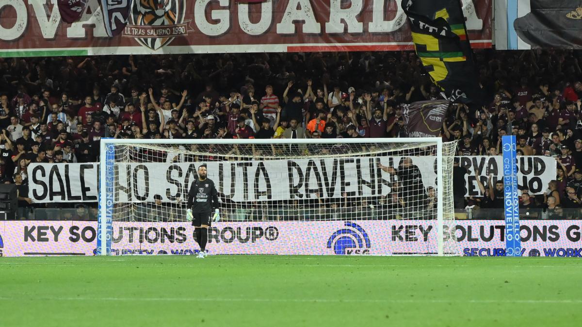 Salernitana, la presenza di Mandorlini non intacca il rapporto di amicizia col Ravenna