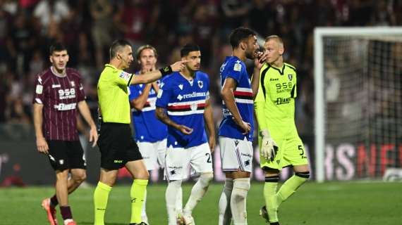Gazzetta dello Sport: "Caos a Salerno, gara interrotta. Gioia blucerchiata"