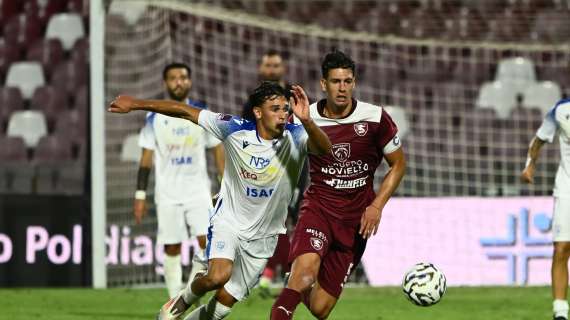 Salernitana, in attesa di migliorare la condizione Capomaggio è già leader: "Avanti così, uniti si va lontano"