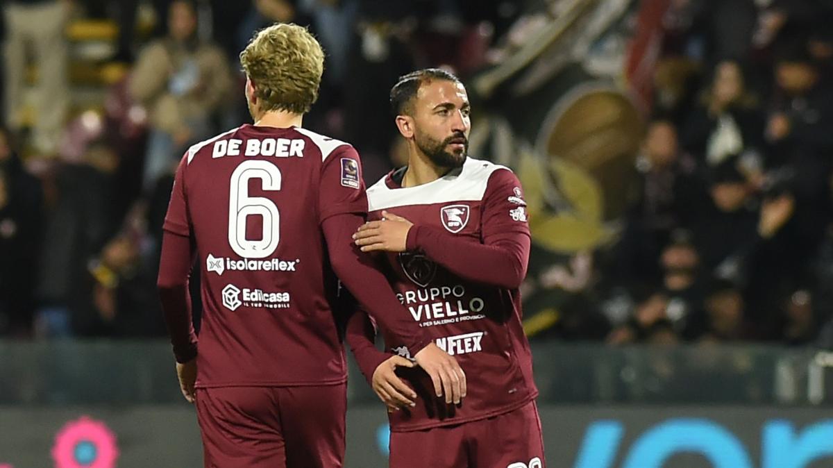 Salernitana, fischi per la squadra a fine gara nonostante la vittoria