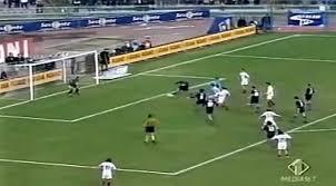 "Chi non salta è di Salerno", poi Lazzaro ammutolisce il San Paolo. Grazie per l'invasione...