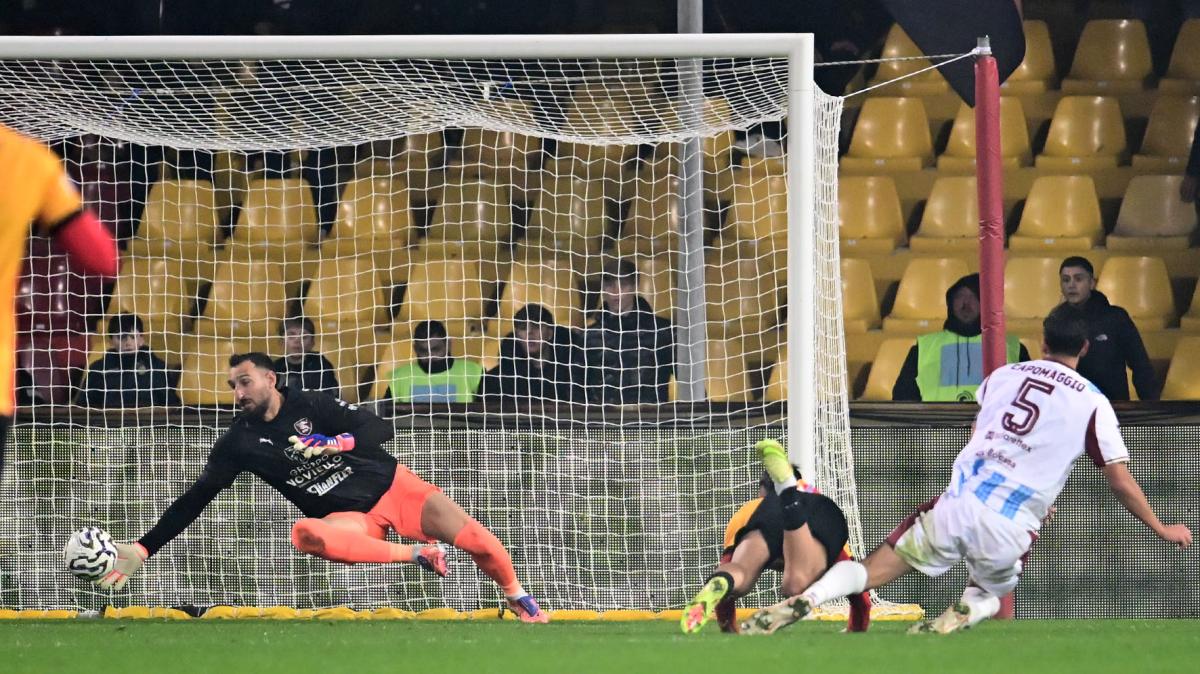 La Salernitana affonda tra episodi avversi e tante ingenuità