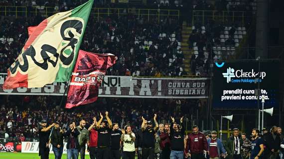 Bari-Salernitana, obiettivo record di presenze al San Nicola: attesi oltre 4mila granata