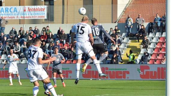 Salernitana, tra le idee anche un difensore svincolato