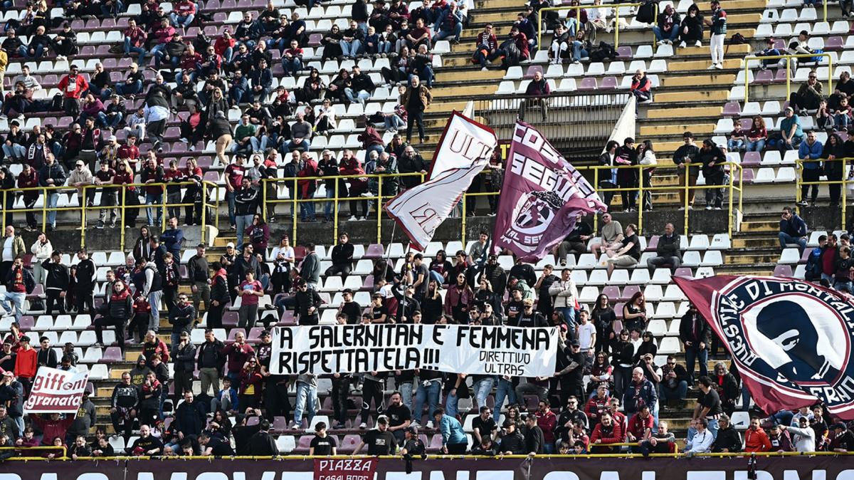 L'Arechi spinge anche se vuoto, applausi per la curva. Il bel discorso di Cosmi sui tifosi