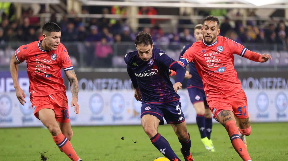 Serie A, l'Udinese pareggia con la Fiorentina, granata a -6 dalla salvezza: la classifica