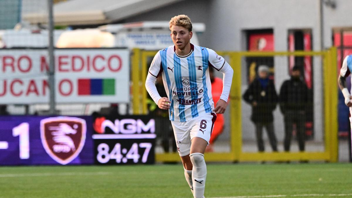 Tutto confermato: De Boer è sacrificabile. Per l'attaccante tempi non brevissimi: le ultime