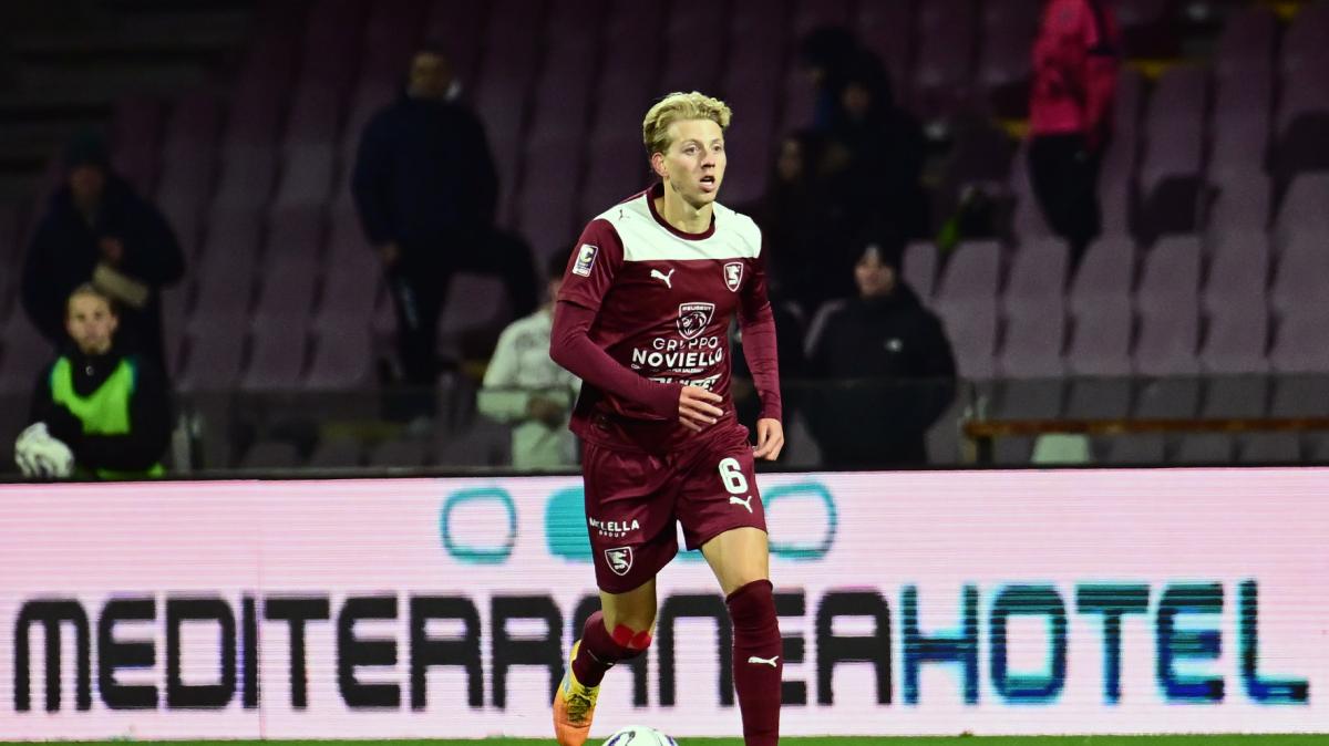 Salernitana, Cosmi e le scelte forti: chi rischia il posto?