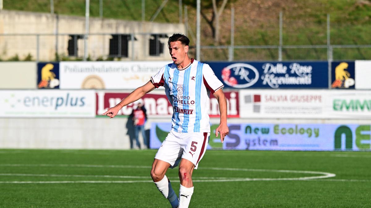 Salernitana, il messaggio social di Galo Capomaggio: "Se ti alzi senza uno scopo..."