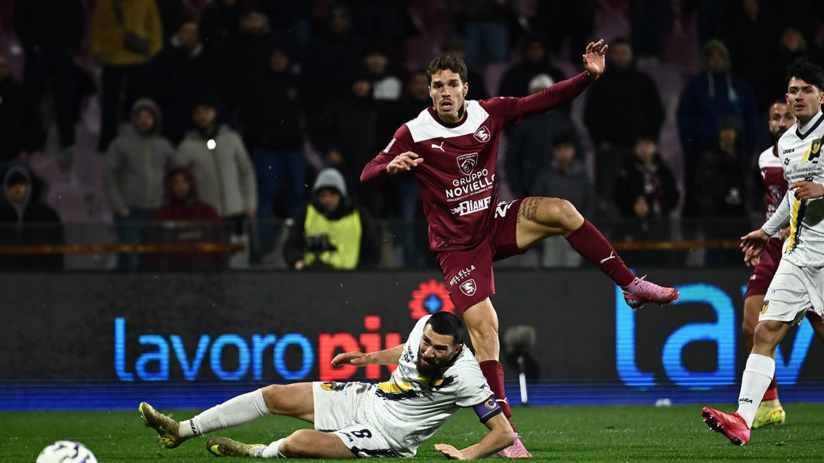 Salernitana: jolly sprecato e vetta che si allontana, aumentano i rimpianti