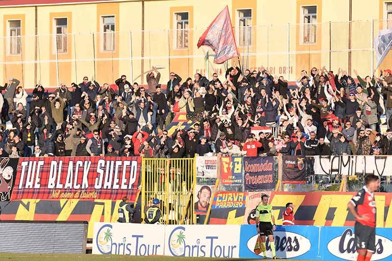 Accostato alla Salernitana, andrà a una diretta concorrente