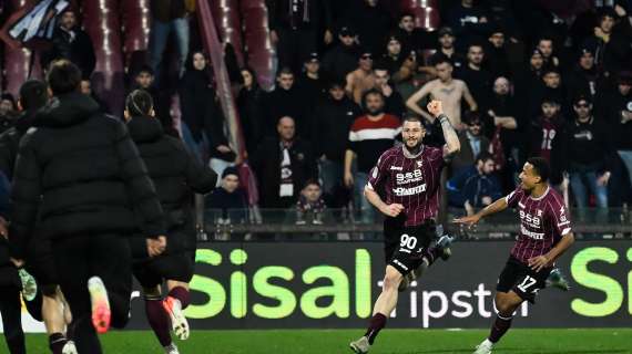 Gazzetta dello Sport: "Salernitana, festa al 100'! Reggiana, il cuore non basta"